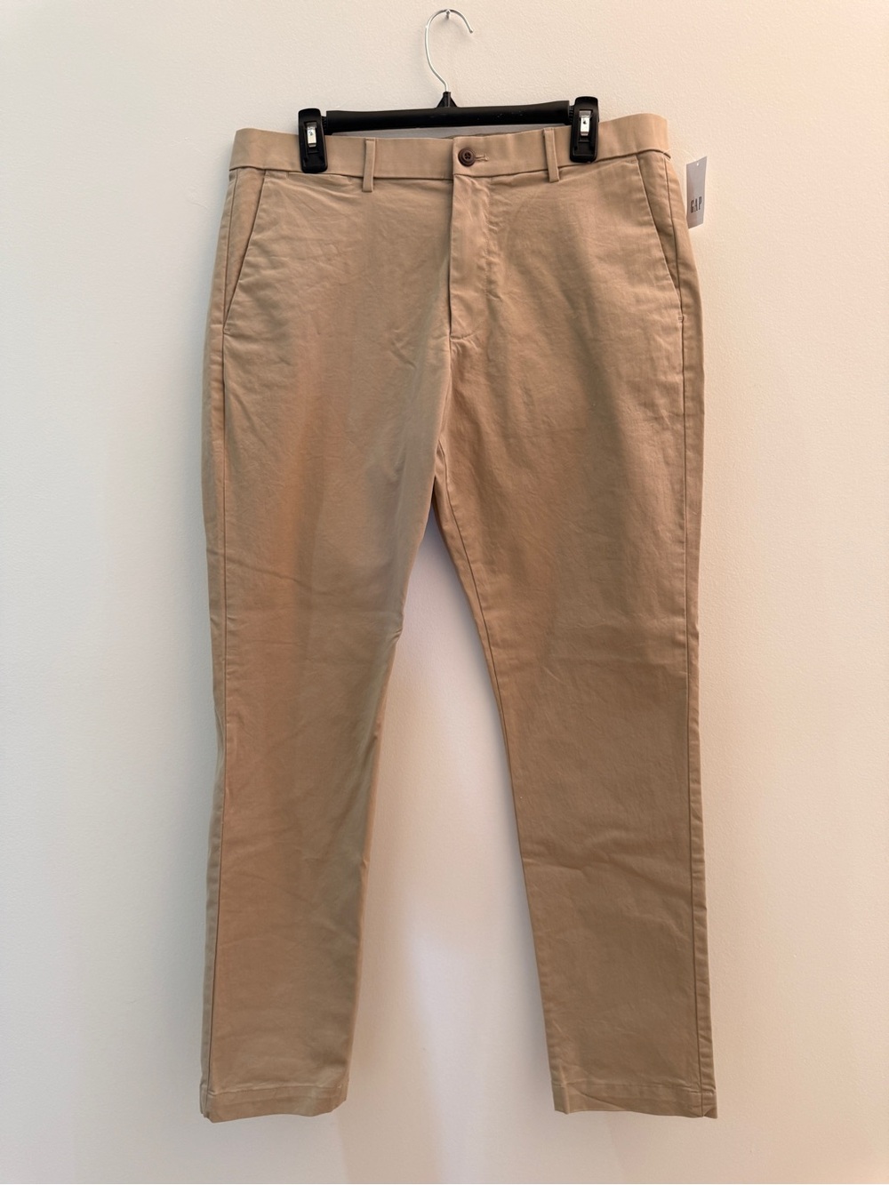 GAP Men's Khaki Slim Fit Chinos - Tan